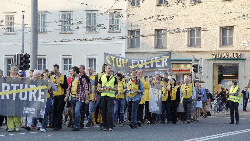 Demo gegen Folter