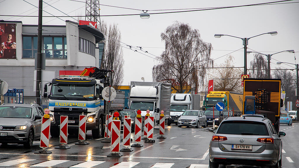 Stau Münchner Bundesstraße
