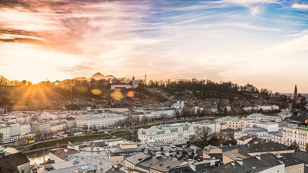 Sonne satt gibt es zur Wochenmitte in Salzburg.