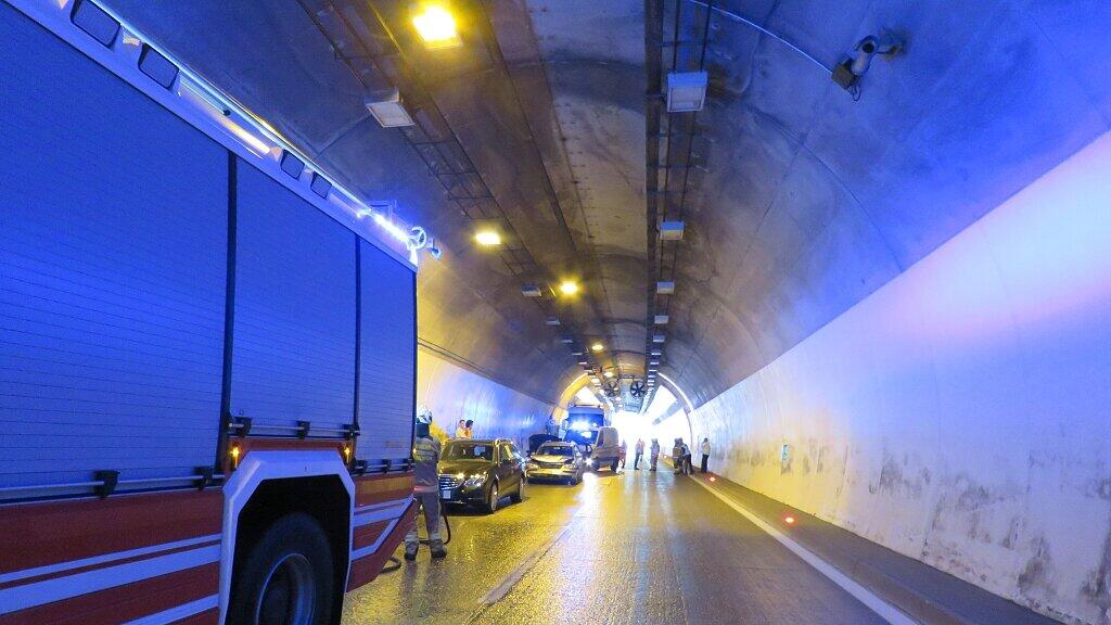 A10, Helbersbergtunnel, Pfarrwerfen