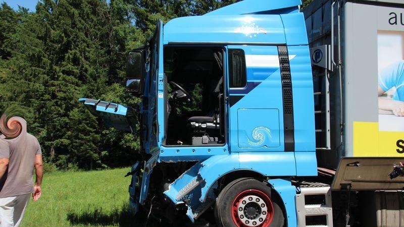 Schwerer Crash in Hof