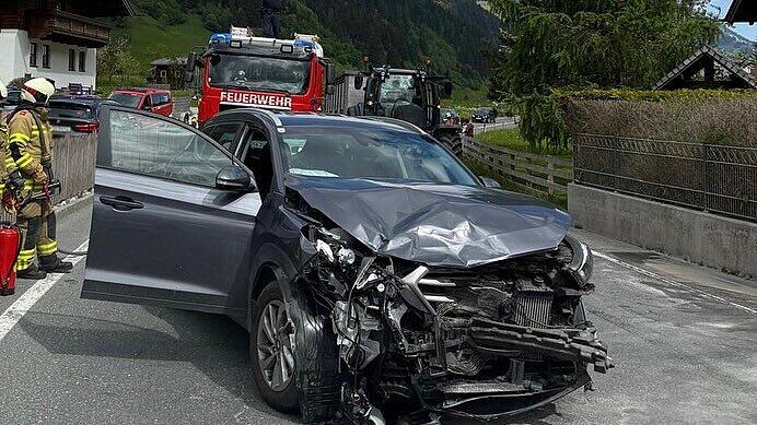 Kastenwagen vs. Pkw in Großarl