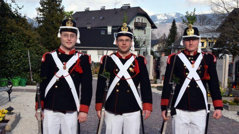Traditionelle Grabwache in Grödig