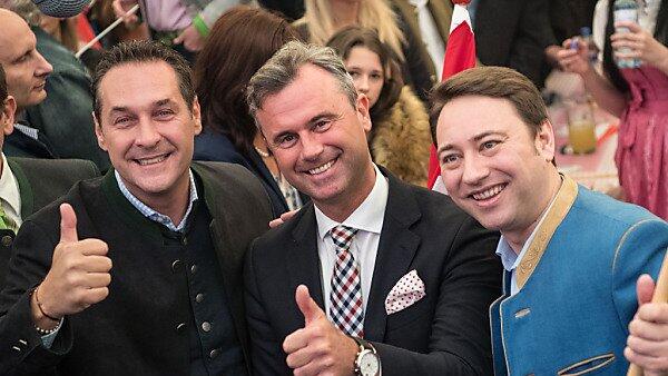 Haimbuchner (rechts) sieht schwere Mängel bei Briefwahl