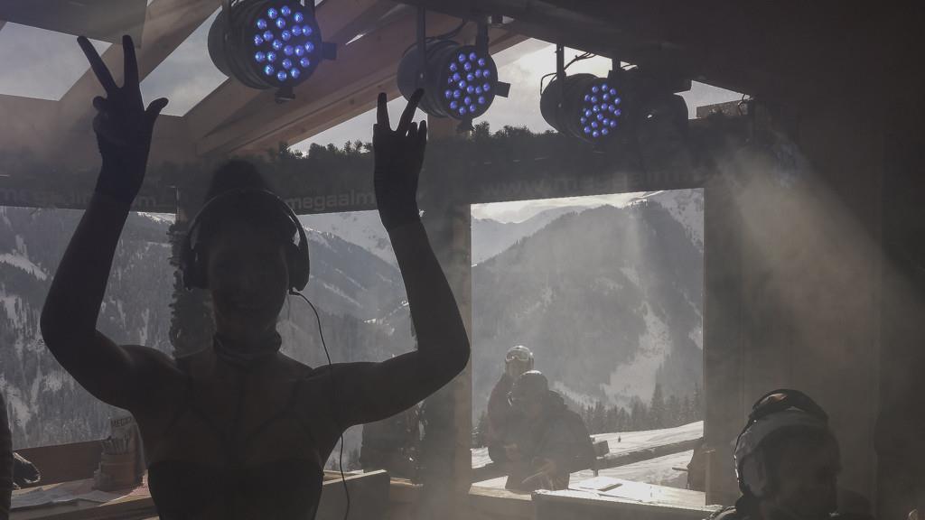 Micaela Schäfer, Walleggalm, II