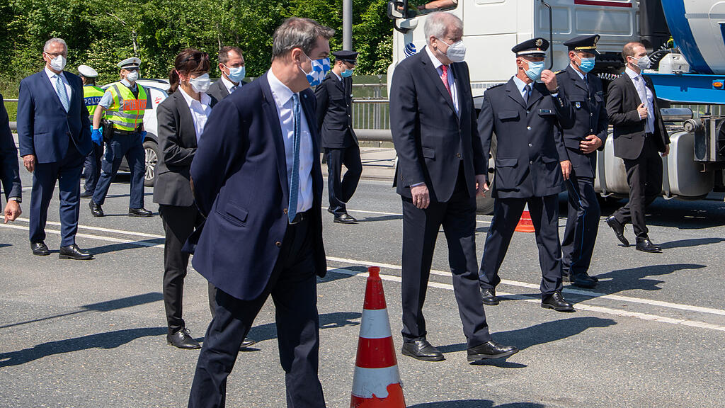 S\u00f6der und Seehofer in Freilassing