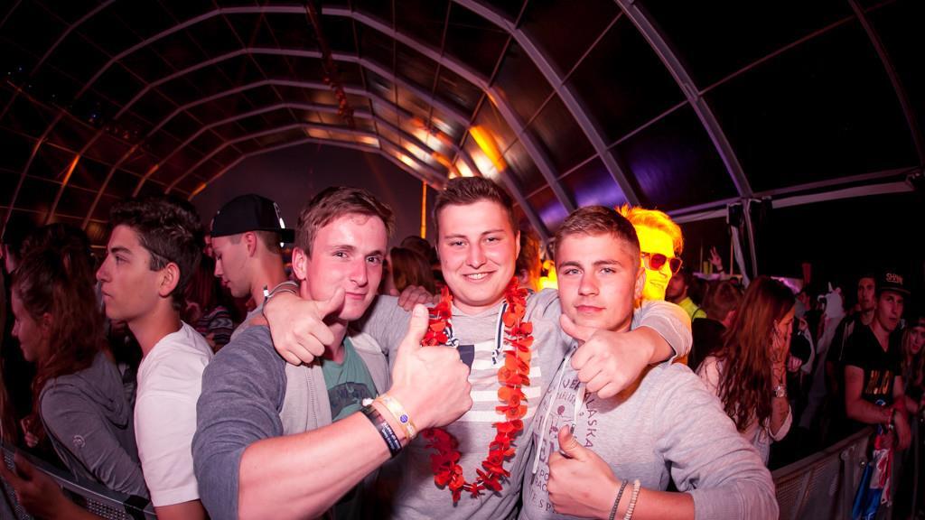 Electric Love Festival 2016: Die Warm-Up Party, II