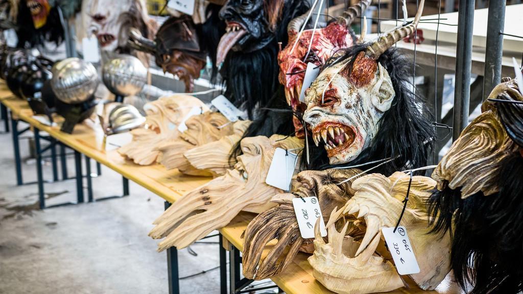 Perchtenflohmarkt I