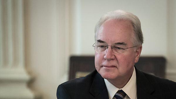 Tom Price fliegt gerne mit dem Privatjet