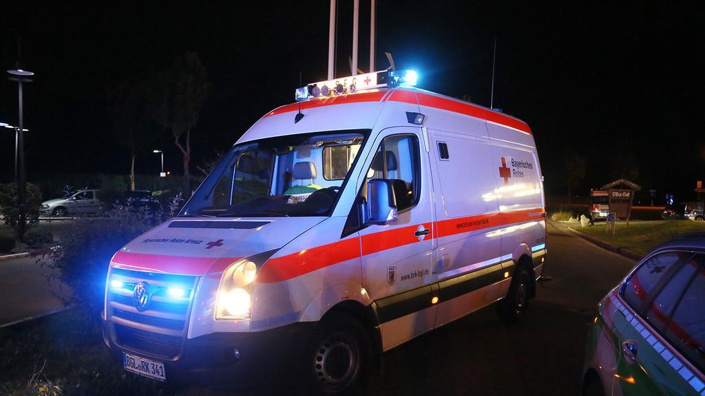 Piding: 20-Jähriger kracht alkoholisiert mit Pkw in Sattelzug