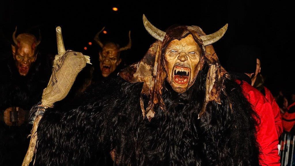 Gnigler Perchtenlauf