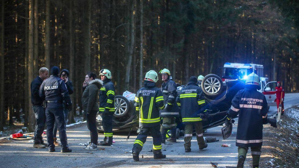 Unfall in Saxing fordert zwei Schwerverletzte