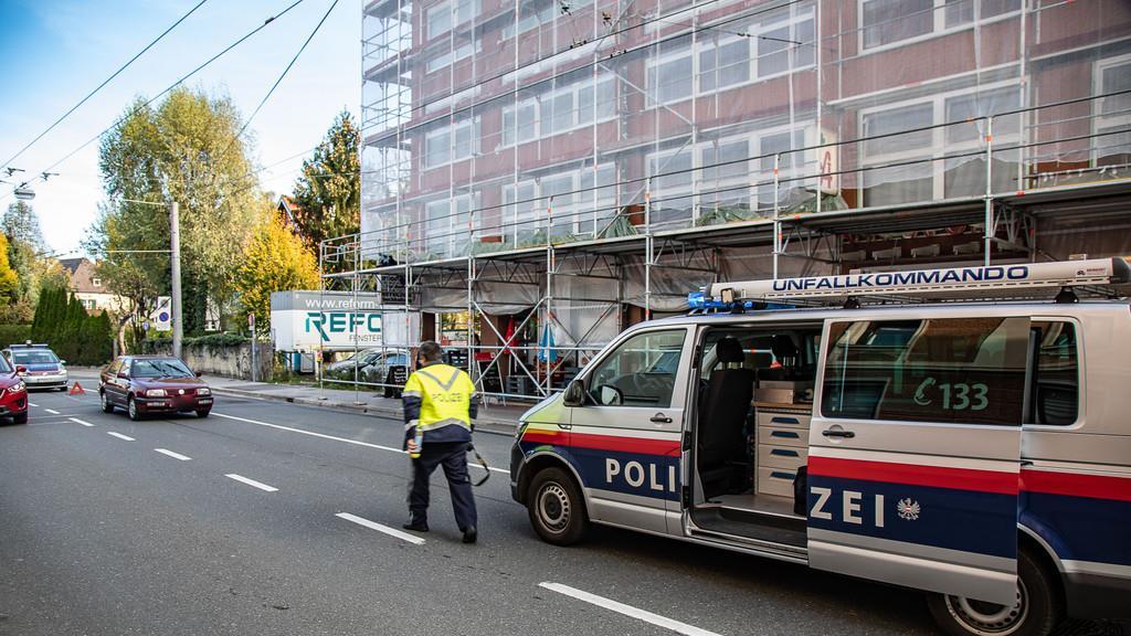 Siebenstätterstraße: Fußgängerin von Pkw erfasst