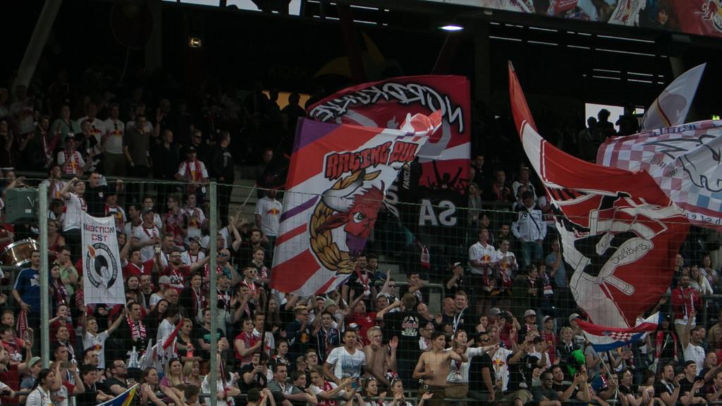 Red Bull - Sturm Graz, Stimmung, I