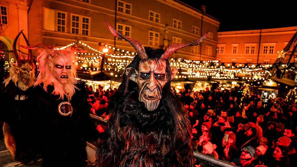 Der Krampuslauf am Christkindlmarkt
