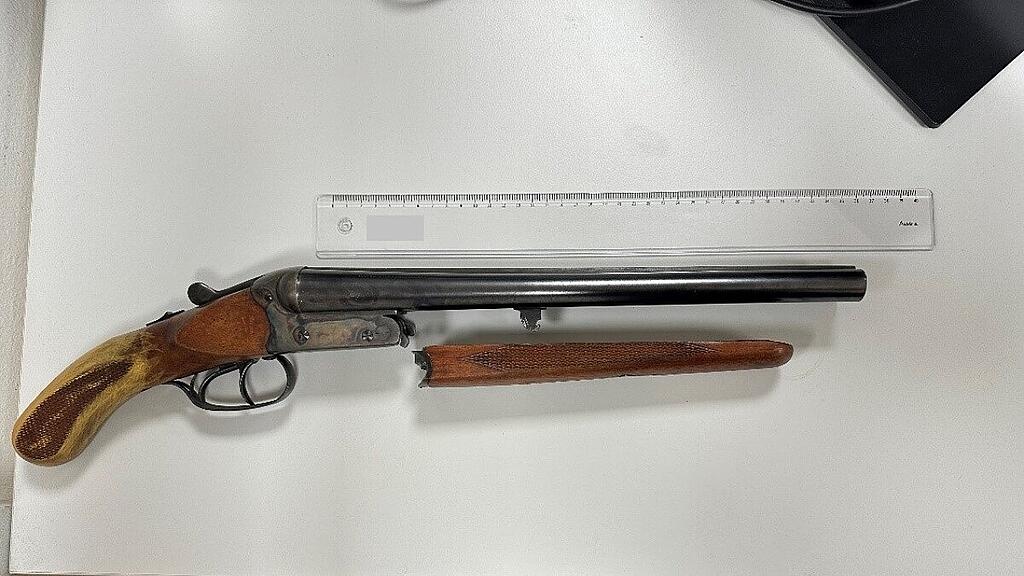 36-Jähriger mit Cannabis und Schrotflinte im Rucksack gefasst