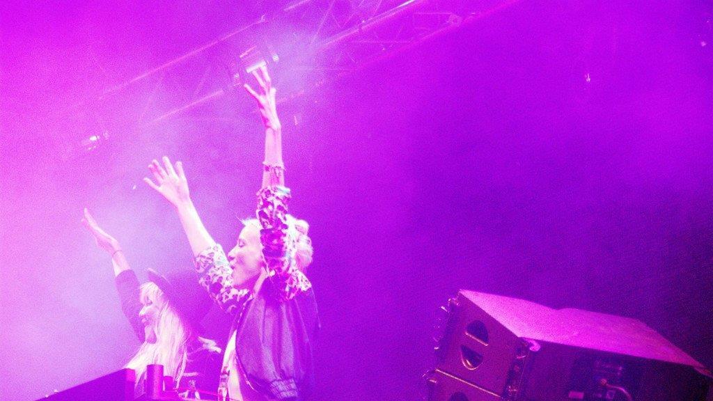 Nervo am Samstag