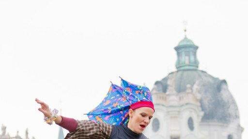 Hand.Kopf.Werk.: Parapluis über den Dächern Salzburgs