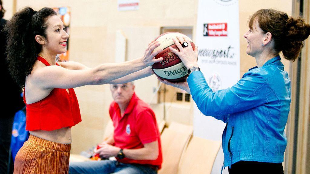 Spektakuläre Eröffnung im Sportzentrum Nord