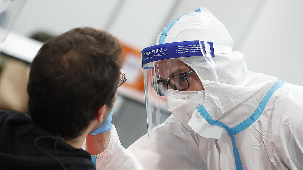 Sieben-Tage-Inzidenz sank auf 2.222 Fälle je 100.000 Einwohner