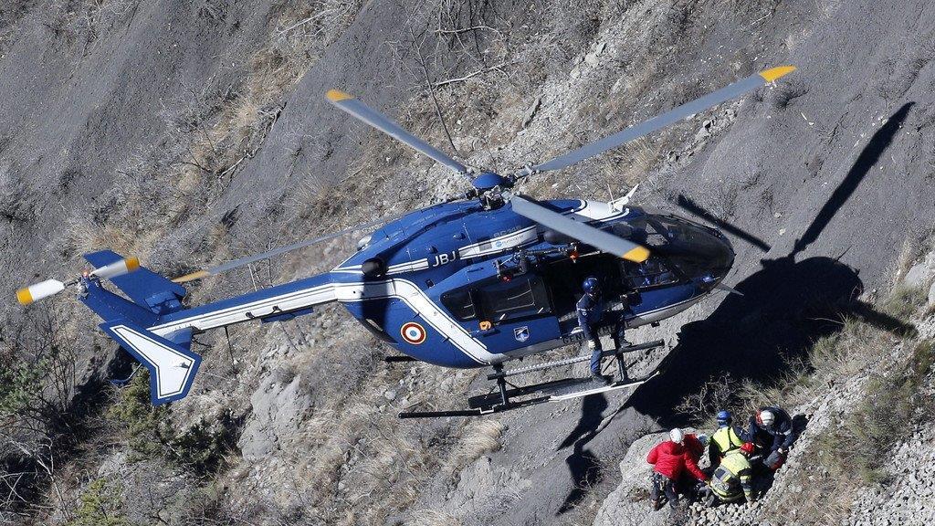Germanwings-Absturz: Aufräumarbeiten am Sonntag
