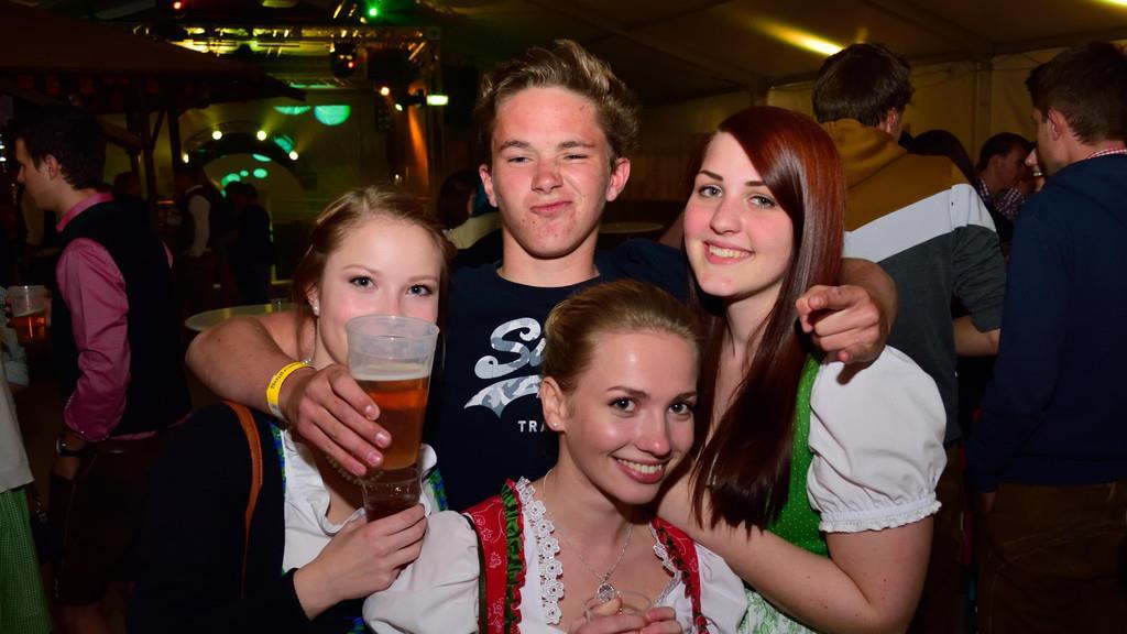 Sagler Bierzelt, FR, III