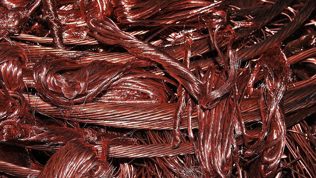 copper-g66365a040_1280.jpg