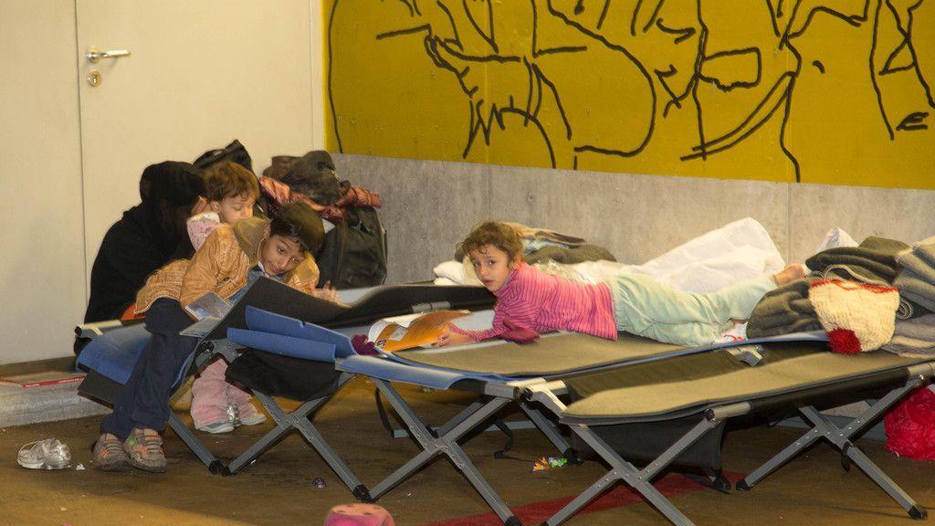 Flüchtlinge am Donnerstag am Salzburger Hauptbahnhof