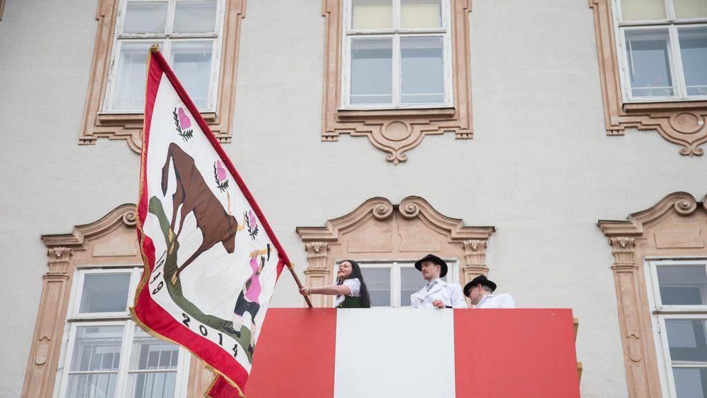 Traditioneller Metzgersprung in Salzburg