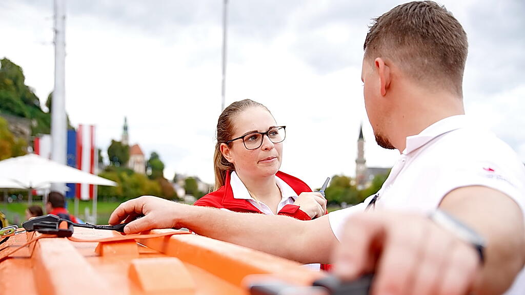 Wasserrettung, Rotes Kreuz, \u00dcbung