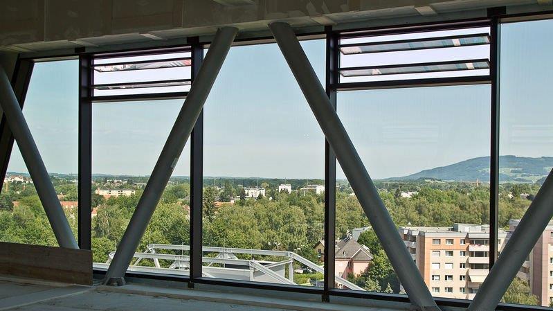 Panoramabar erweitert Stadtbibliothek