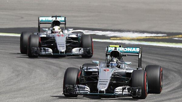 Rosberg geht vor Hamilton ins Rennen