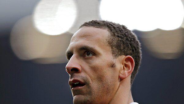 Rio Ferdinand hängt die Fußballschuhe an den Nagel