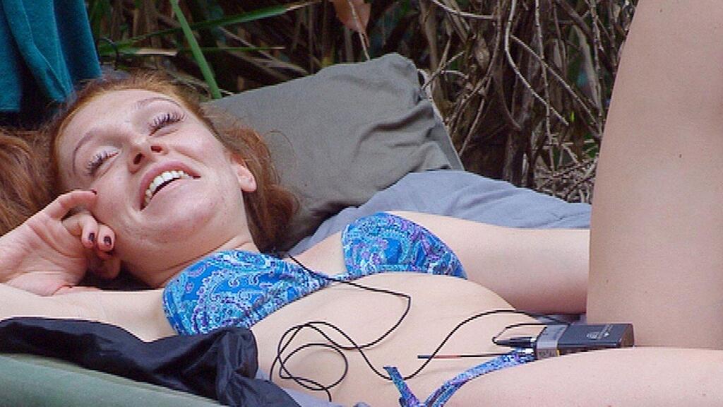 Georgina bekam die wenigsten Zuschauerstimmen und musste am 13. Tag das Dschungelcamp 2013 verlassen.