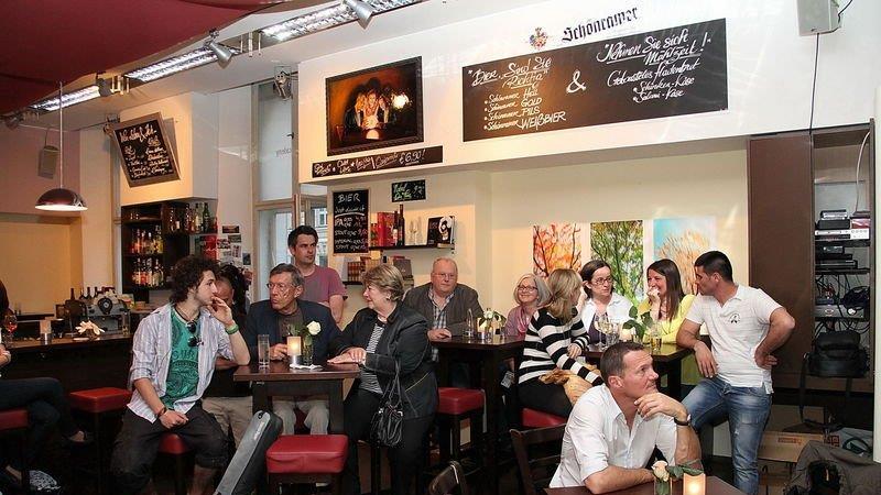 Versteigerung in der academy