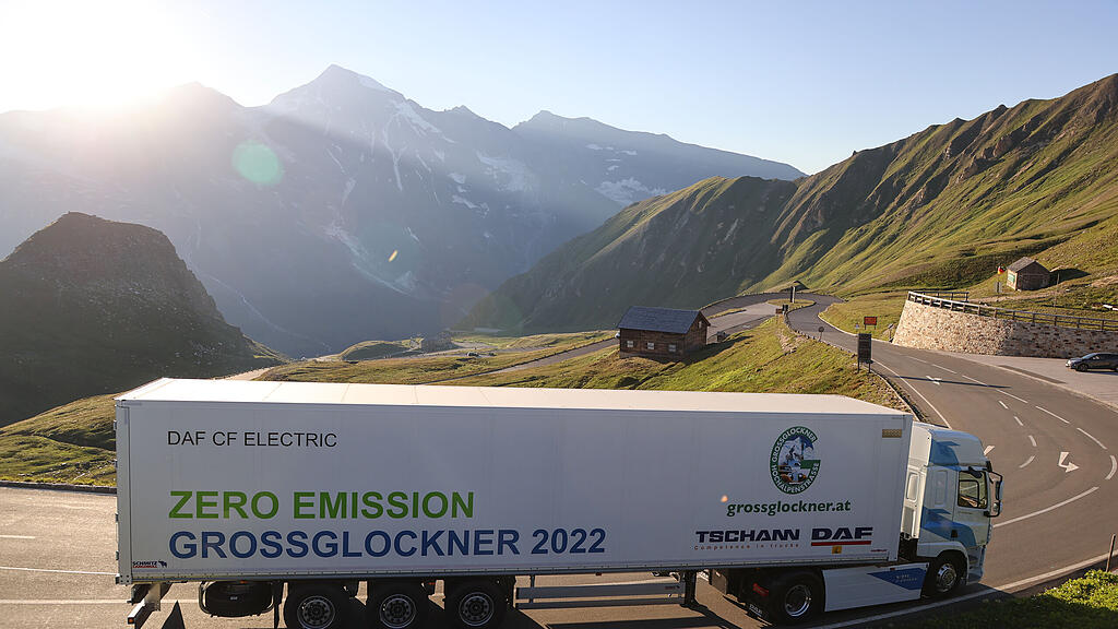 E-Lkw bezwingt Gro\u00dfglockner Alpenstra\u00dfe