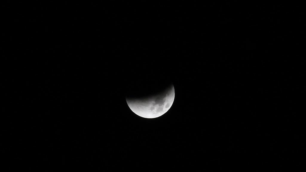 Super-Blutmond über Salzburg