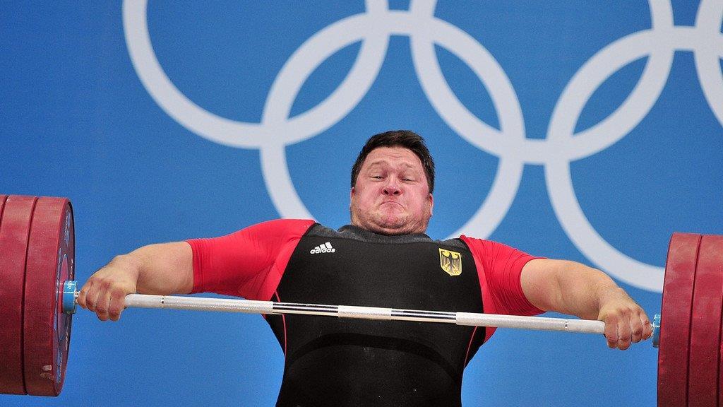 Olympia London 2012: Gewichtheber Steiner gab nach Schrecksekunde auf