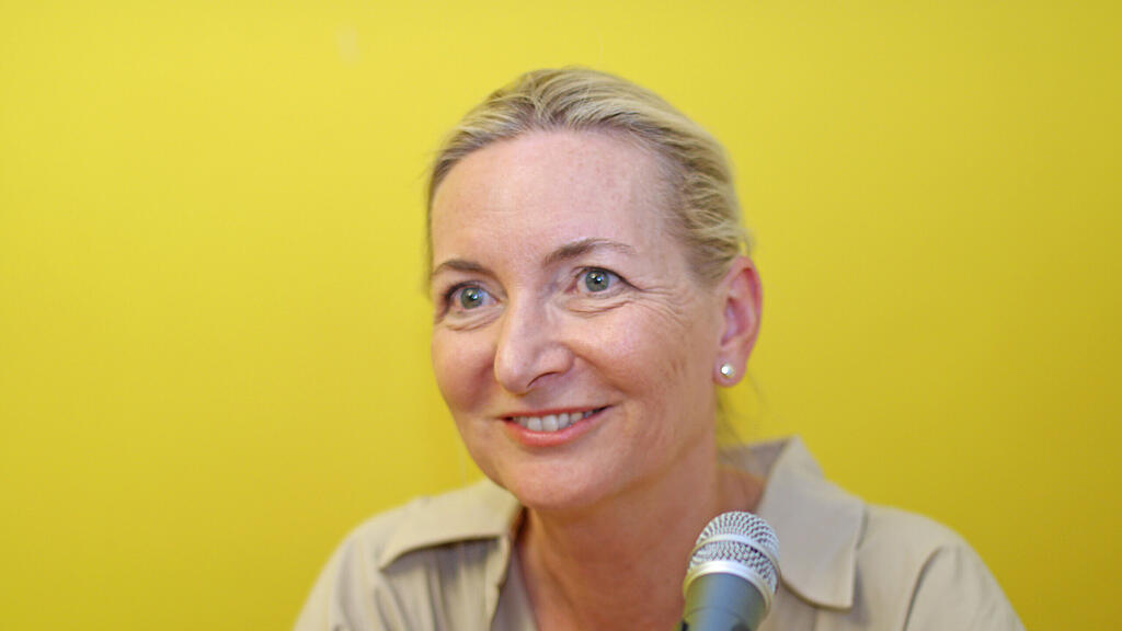 daniela hruschka