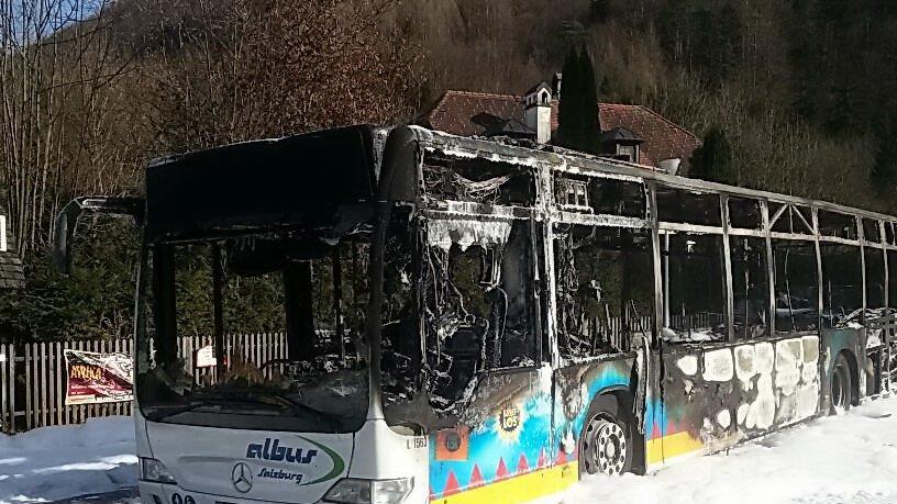 Bus in Fürstenbrunn ausgebrannt