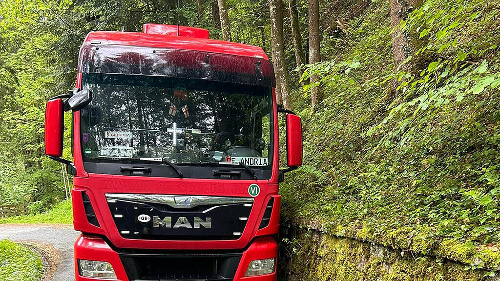 Lkw-Bergung in Thalgau