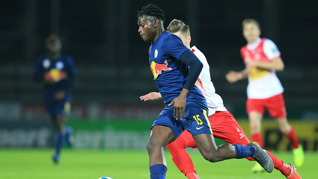 Kapfenberger SV, Liefering, Fußball
