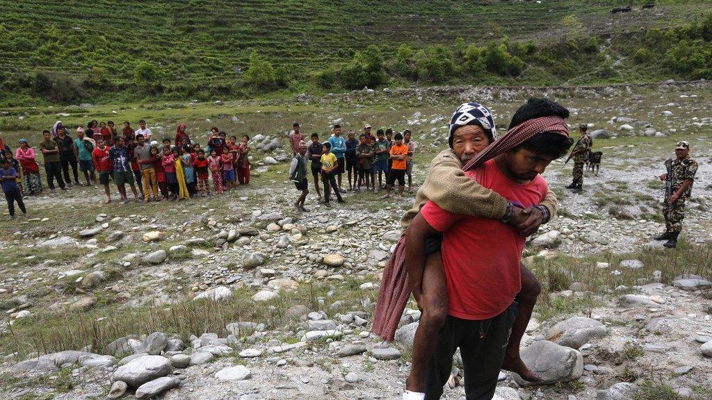 Hilfe nach Erdbeben in Nepal