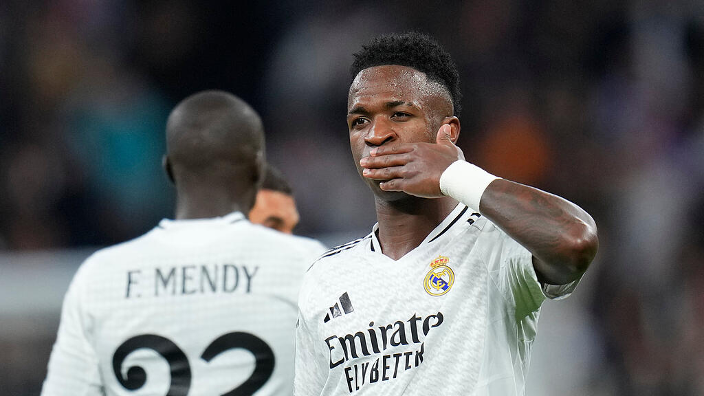 Real Madrid vs. RB Salzburg 2