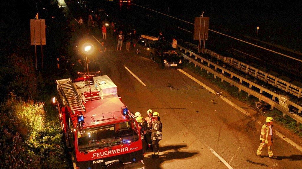 Horrorcrash auf A8 bei Grabenstätt