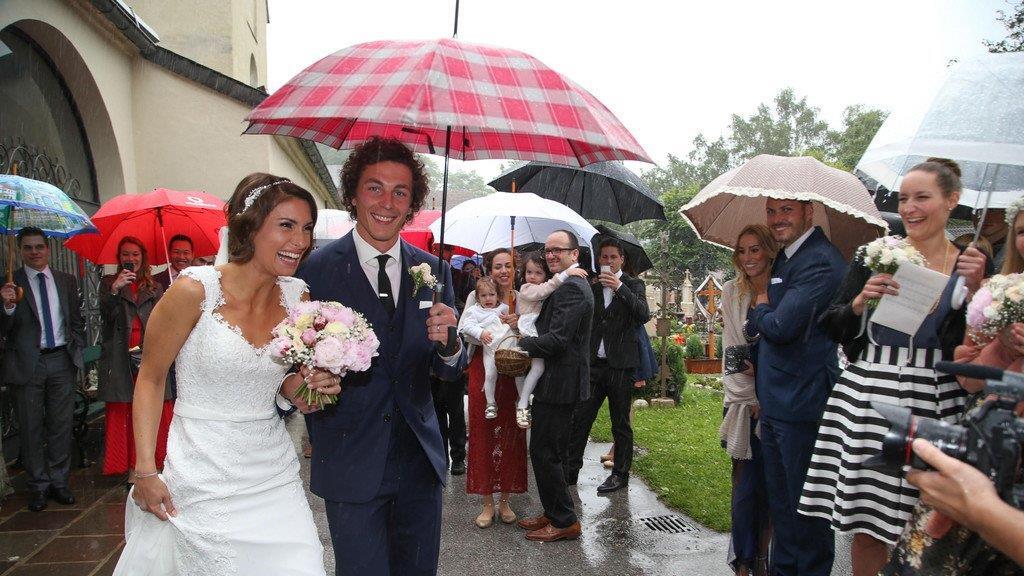 Julian Baumgartlinger heiratet seine Laura Maria in Mattsee