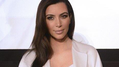 Kim Kardashian bei Pressekonferenz mit Richard Lugner in der Lugner Kino City