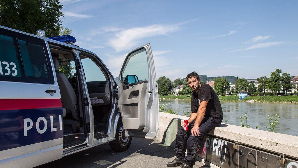 Mann aus Salzach gerettet
