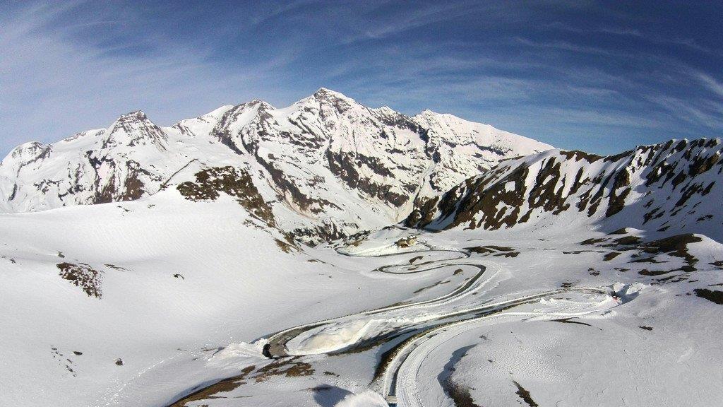 Schneeräumung am Großglockner