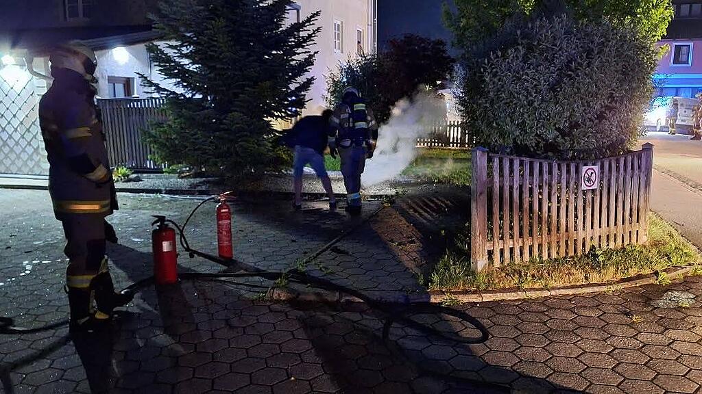 Lithium-Ionen-Akku in Thalgau in Brand